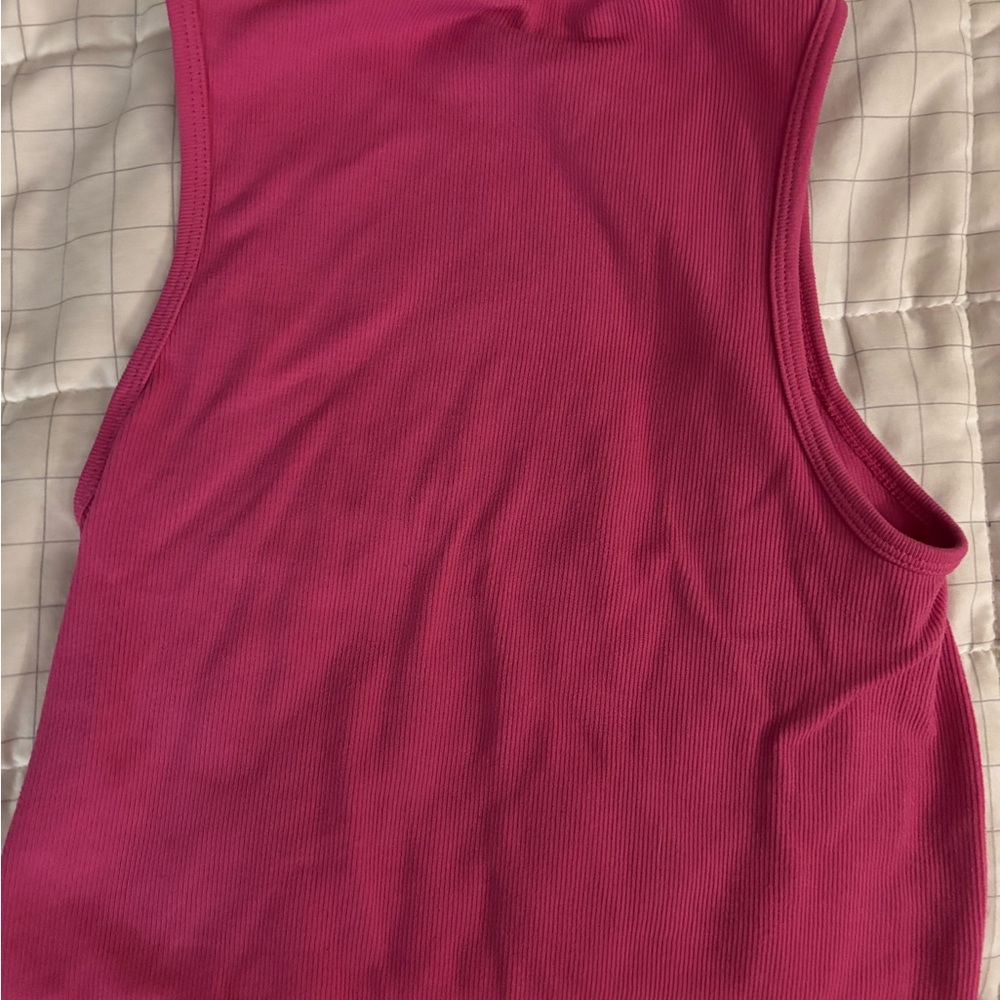 Women's Sleeveless Pink Top
